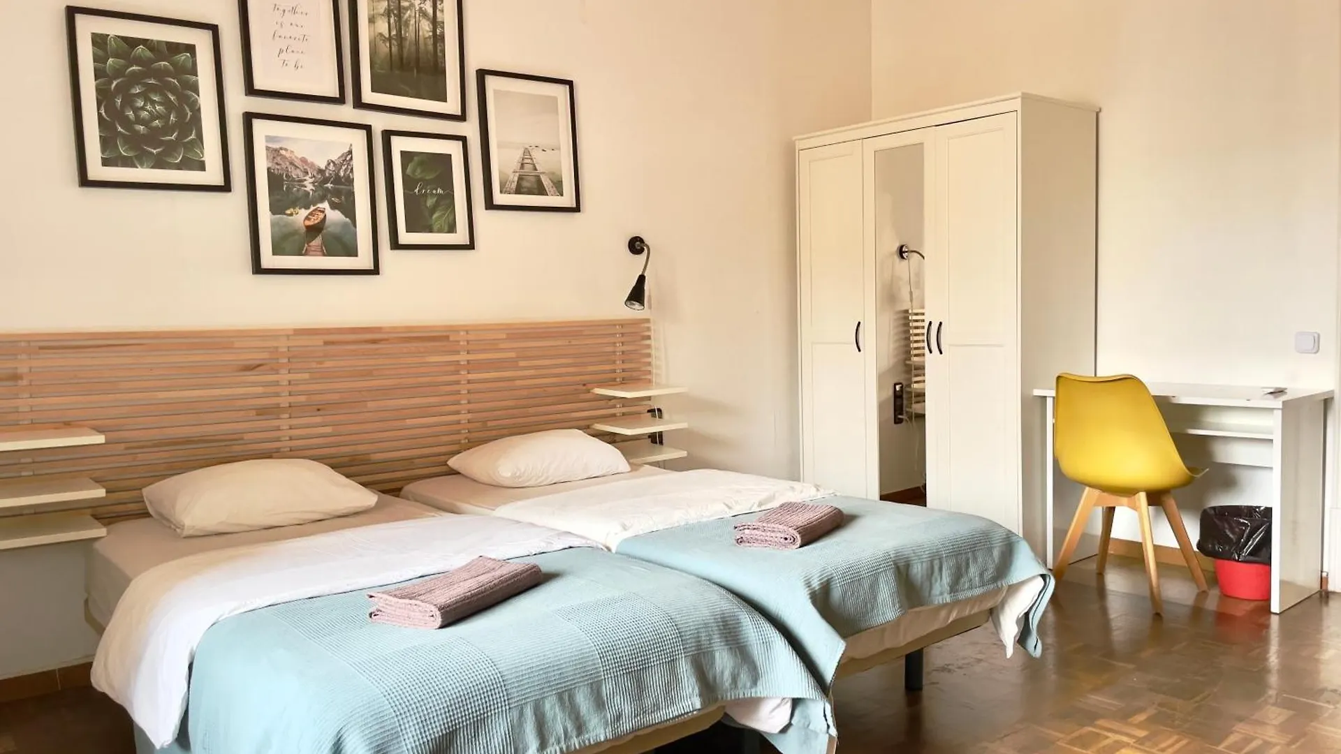 Grand Central Apartment Barcelona 0*,